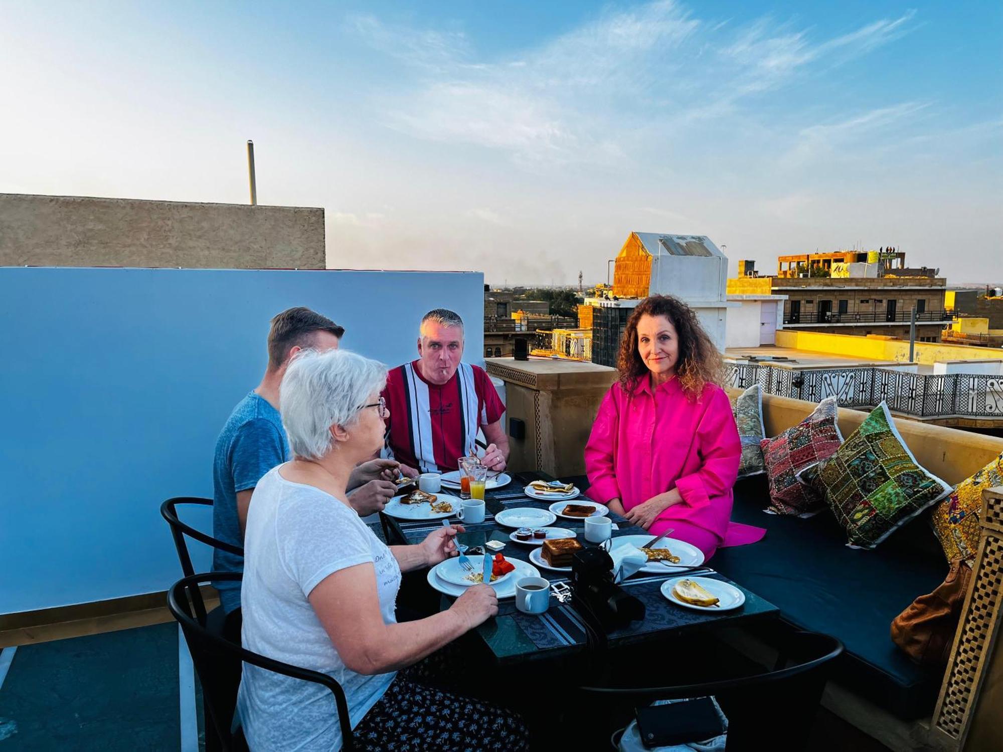 Hotel Aradhya Jaisalmer Extérieur photo