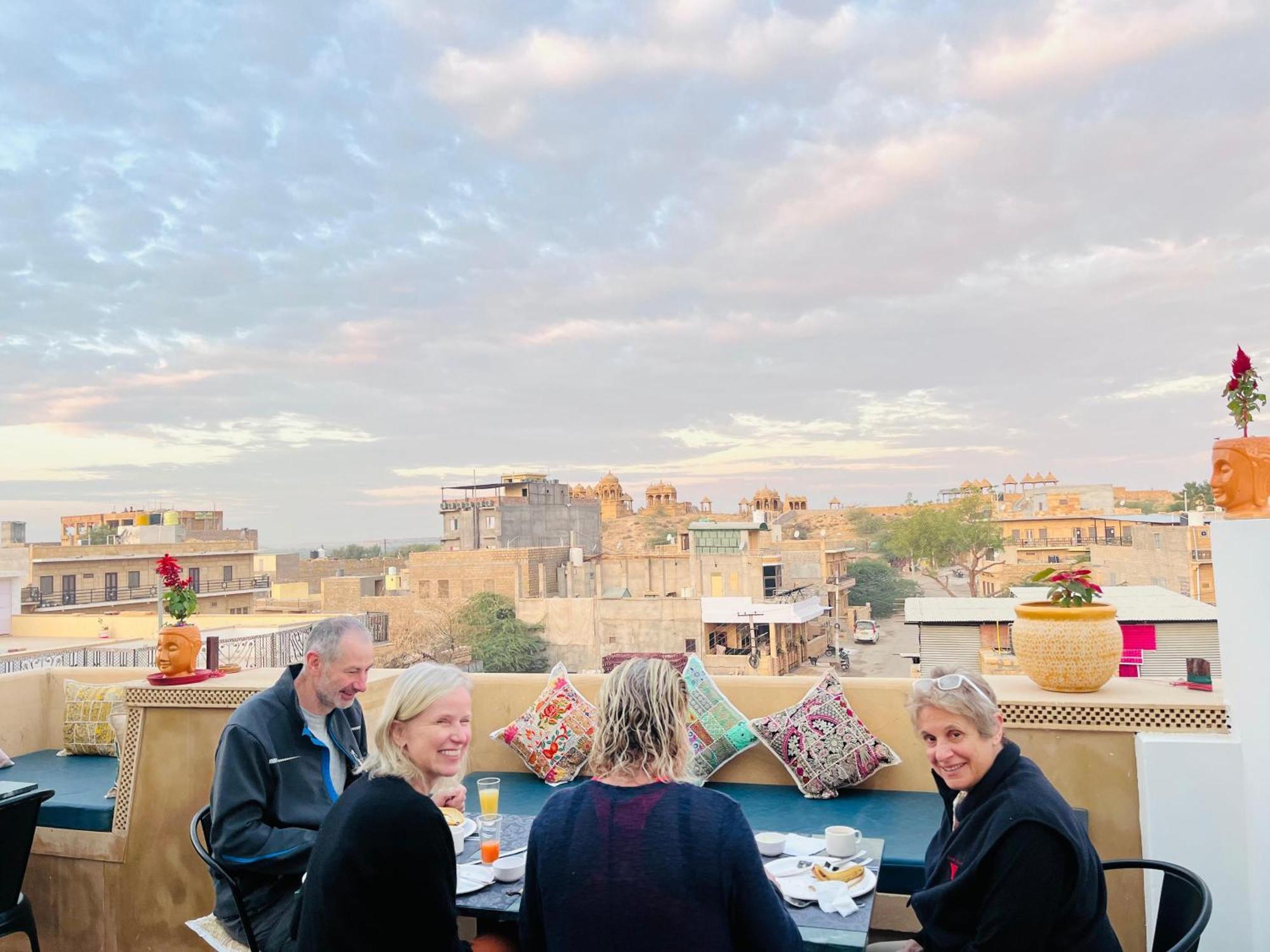 Hotel Aradhya Jaisalmer Extérieur photo